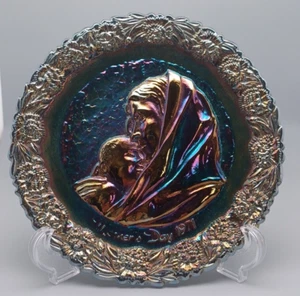 1971 Fenton Carnival Glass Mother's Day Plate #1 "Madonna with Sleeping Child" - Picture 1 of 7