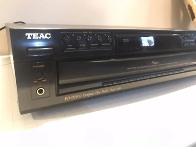 Teac PD-D2500 Compact 5 Disc Carousel Changer CD Compact Disc Player - Image 1 of 4