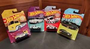 NUOVO 2022 RUOTE CALDE WALMART VOLKSWAGEN SERIE COMPLETO SET DI 8 VEICOLI - Foto 1 di 23