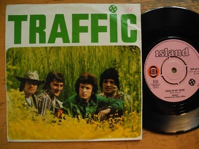 TRAFFIC Hole In My Shoe / Smiling Phases 45 7" single 1967 Sweden VG+ - Image 1 of 2