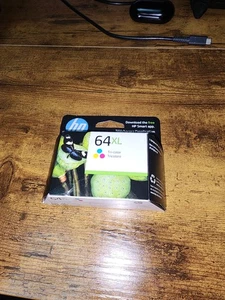 HP 64XL N9J91AN Trójkolorowy wkład atramentowy OEM uszczelniony ex oct 2026 - Zdjęcie 1 z 2