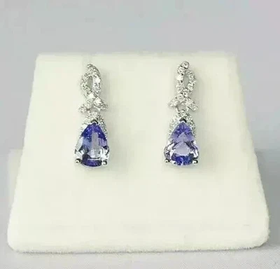 Pendientes colgantes/gotas de tanzanita creados en laboratorio con corte de pera de 2,00 quilates enchapados en oro blanco de 14 quilates Foto 1 de 4