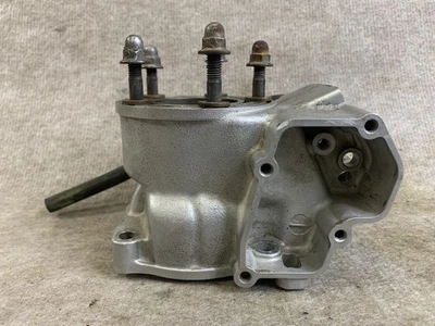 91-95 1991 RM125 RM 125 OEM cilindro barril motor extremo superior 11200-27861 Foto 1 de 4