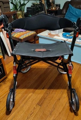 Andador Drive Medical 10266HD Nitro Euro Style, Resistente, 450 Ibs  Foto 1 de 4