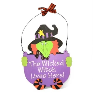 Halloween Green Wicked Witch Lives Here Purple Cauldron Wooden Wall Sign 90's - Picture 1 of 11