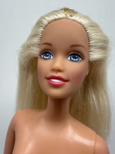 Muñeca Barbie "toda adulta" Teen Skipper de colección - 1996 desnuda para diorama único - Imagen 1 de 16