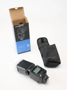 NEEWER NW645II C flash w/HSS to 1/8000 for Canon cameras - Picture 1 of 5