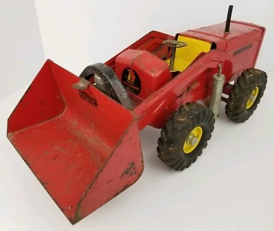 Vintage Nylint Red Pressed Steel Hough Payloader Front End Loader Tractor Toy - Image 1 of 4