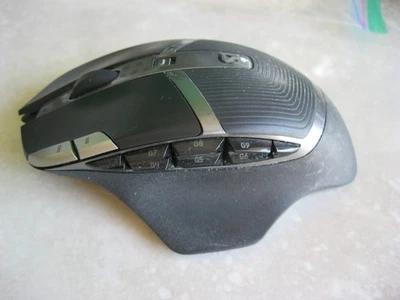Logitech G602 Gaming Wireless Mouse 11-button with Dongle - FREE SHIPPING - Image 1 of 4
