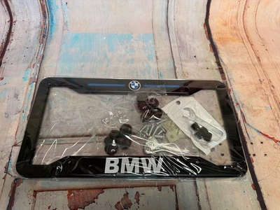 Matrícula BMW con tapas de vástago de válvula BMW negro mate (2PK) Foto 1 de 4