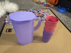 Tupperware Kids Slim Pitcher, 4 Tumblers Pink & Purple New! - Picture 1 of 1