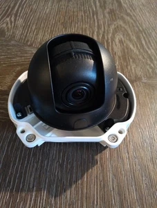 AXIS P3214-V Telecamera di rete POE (63) senza coperchio - Foto 1 di 4