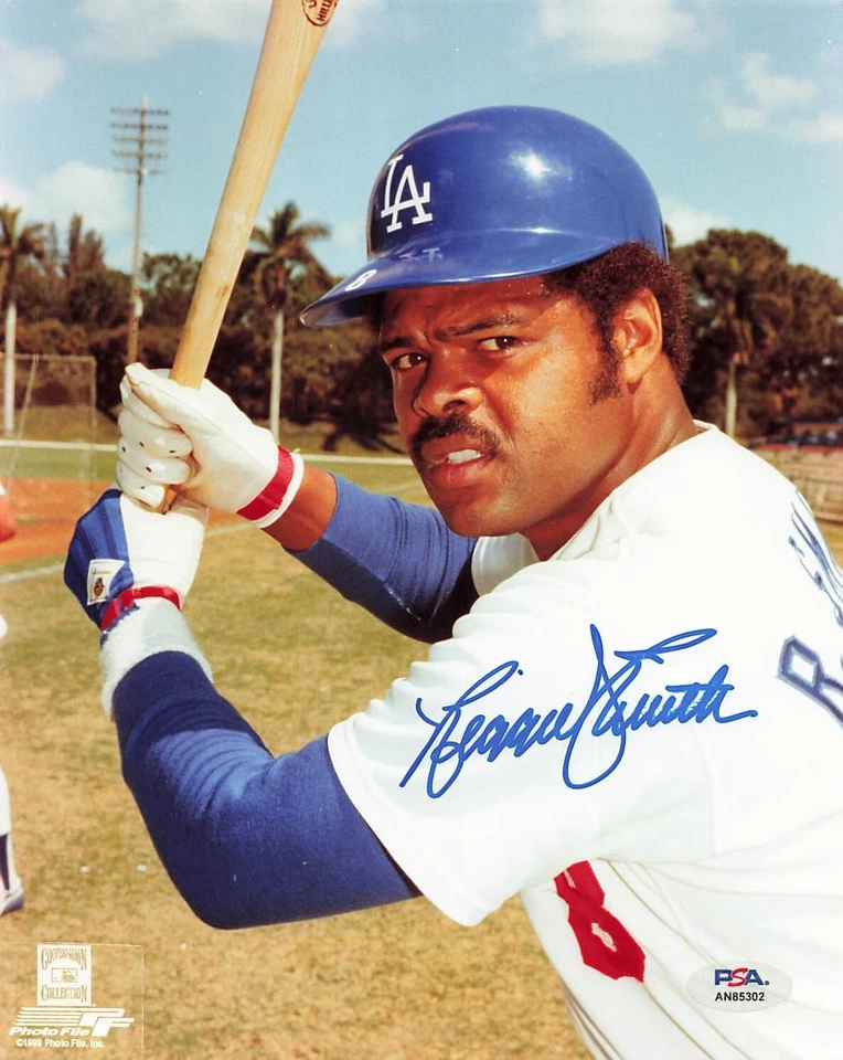 雷吉·史密斯道奇队签名 8 x 10 照片亲笔签名 PSA/DNA AN85302 — 第 1/1 张图片