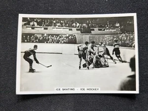 Carta Pattreiouex Eventi Sportivi e Stelle 1935 # 31 Hockey su Ghiaccio (EX/NM) - Foto 1 di 3