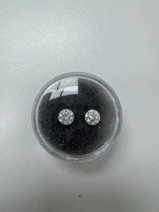 Pair Diamonds | SHAPE - Round | SIZE 0.58ct each | COLOR E-F | CLARITY - I1 - Picture 1 of 5
