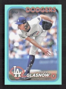 Aggiornamento Topps 2024 Tyler Glasnow #US300 Fanatics Aqua Parallel - Foto 1 di 2