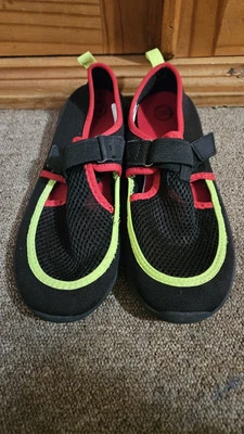 Boys Wonder Nation Size 4-5 Water Shoes - Image 1 of 3