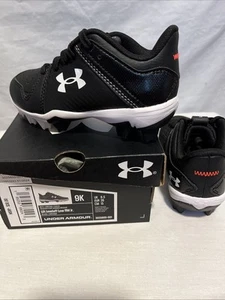 Zapatos deportivos botines negros talla 9 Under Armour para niños - Imagen 1 de 8