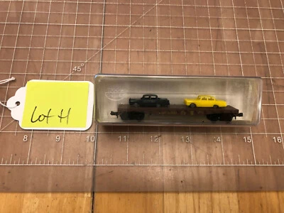 Model Power N Train 4010 50' flat Car w/ 2 Auto Car Load ATSF w/Case EX Lot H - Image 1 of 4