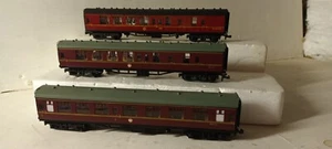 Medidor OO HORNBY DUBLO 3x BR Granate Corridor Coach 4052 4053 Interesantes REPINTURAS - Imagen 1 de 7