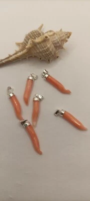 CIONDOLO CORNO CORNETTO CORALLO ROSA NATURALE ARGENTO 925/1000 RODIATO EXPLOIT - Immagine 1 di 4