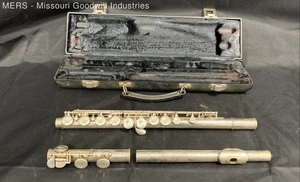 Vito 113 Flute With Case - Picture 1 of 5