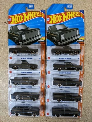 Chevy Silverado 2026 Hot Wheels '83 lote de 10 cajas cuadradas negras y grises Foto 1 de 4