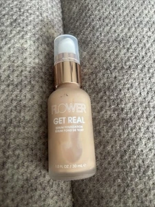 Fondotinta FLOWER BEAUTY Get Real Serum - Avorio. NUOVO! - Foto 1 di 1