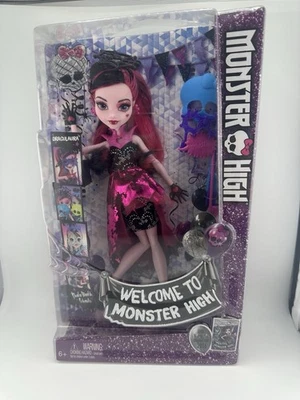 Monster High Welcome To Monster High Draculaura Photo Booth Ghouls NIB 2015 - Image 1 of 3