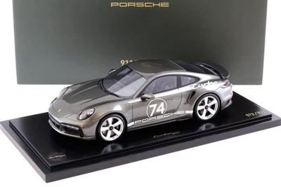 1:18 Spark Porsche 911 992 Turbo S 50 Anni HDP Verde Aventurina WAP DEALER - Immagine 1 di 4