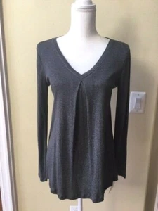Nwt Ellen Tracy Women's Heather Gray Long Sleeve V Neck Front Pleat Top Size S - Picture 1 of 4