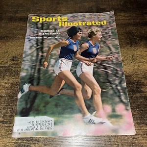 May 10, 1965 Marie Mulder and Janell Smith USA Track SPORTS ILLUSTRATED Magazine - Picture 1 of 2