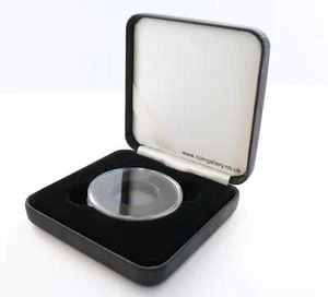 Black case with 38.6mm Capsule and 22mm foam insert for FULL gold sovereign - Picture 1 of 4
