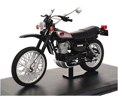 Norev 1/18 Scale 182045 - Yamaha XT500 Motorbike - Black - Image 1 of 4