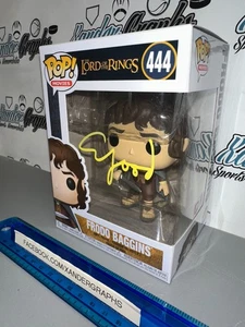 ELIJAH WOOD FRODO BAGGINS LOTR #444 SIGNED AUTOGRAPHED FUNKO POP-PRISTINE QR COA - Picture 1 of 9
