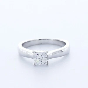 0.7CT Lab-Created Diamond E/VVS2 Princess Cut 14K Gold Prong Classic Accent Ring - Picture 1 of 4