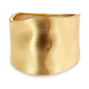 18K Gold Plated Chunky Bangle Bracelets for Women Gold Wide Cuff Bangle Brace... - Picture 1 of 6