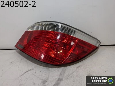 Luz trasera derecha pasajero BMW 530xi 2006 3L OEM 63217165739 Foto 1 de 4