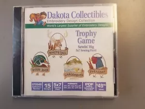 Juego Sewin' Big Trophy - Paquete de CD de diseño de máquina de bordar coleccionables Dakota - Imagen 1 de 2