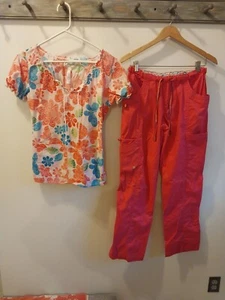 Peaches Medical Scrub Top And Bottom Set Hot Pink Size XS - Picture 1 of 14