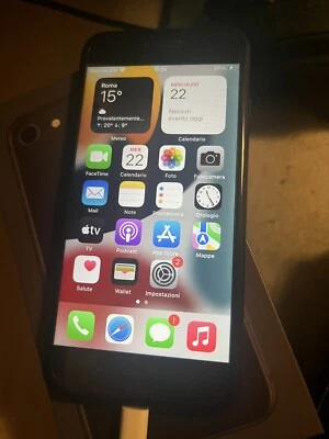 Apple iPhone 8 – 64GB – Grigio siderale - Immagine 1 di 4