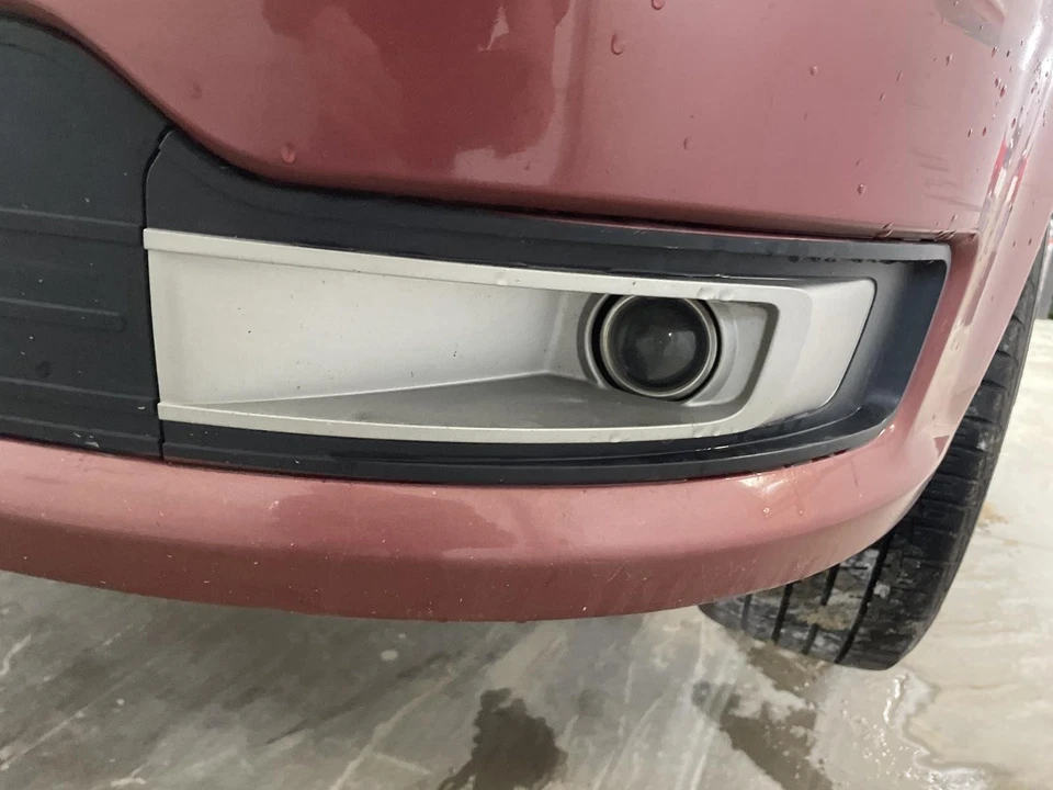 Used Driving Light fits: 2013 Ford Flex Fog-Driving without bezel Grade A Foto 1 de 4