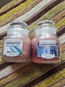 YANKEE CANDLE 2x Small Jars. Cosy Up & Luxurious Cashmere. 104g New/Unlit. - Picture 1 of 4