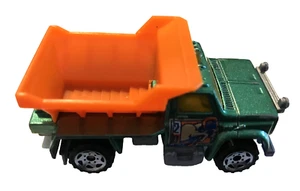 1990 Matchbox Chevy grün orange Diecast Truck 1:64 (ohne Pflug) lose - Bild 1 von 5