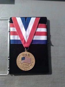 1996 OLYMPICS GO FOR THE GOLD MEDAL BY PETER DAVID INC. NUMBER 3,284 OF 5,000 - Picture 1 of 4