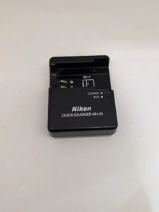 Nikon Mh-23 battery charger for Nikon EN-EL9a battery OEM Original - Picture 1 of 2