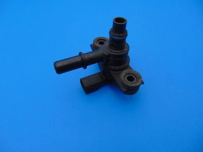 Válvula de purga de gerenciamento de vapor 2016-2019 Ford F-150 F-350 Edge Escape Exporer - Imagem 1 de 3