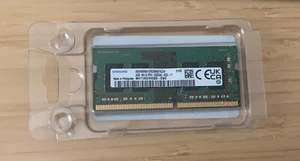 RAM, Samsung 4GB DDR4 SODIMM RAM Modul 3200MHz, 1Rx16 PC4-3200AA - Bild 1 von 1