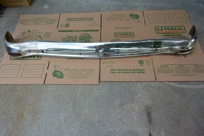 Núcleo de parachoques trasero Ford Fairlane 1956 Foto 1 de 4