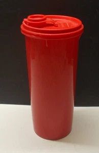Tupperware Red 262 Handolier 32 Oz. Round Pitcher - Picture 1 of 5